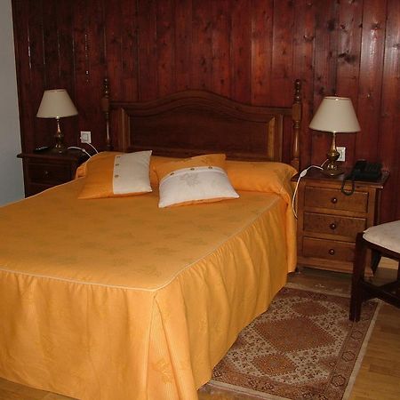 Hostal El Botero Cuzcurrita-Río Tirón Exteriör bild